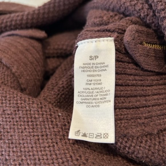 Knit Turtleneck - Picture 6 of 10